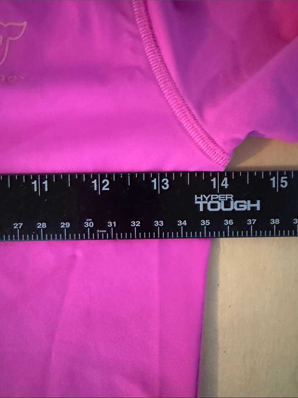 Vineyard Vines Rash Guard - Picture 6 of 7
